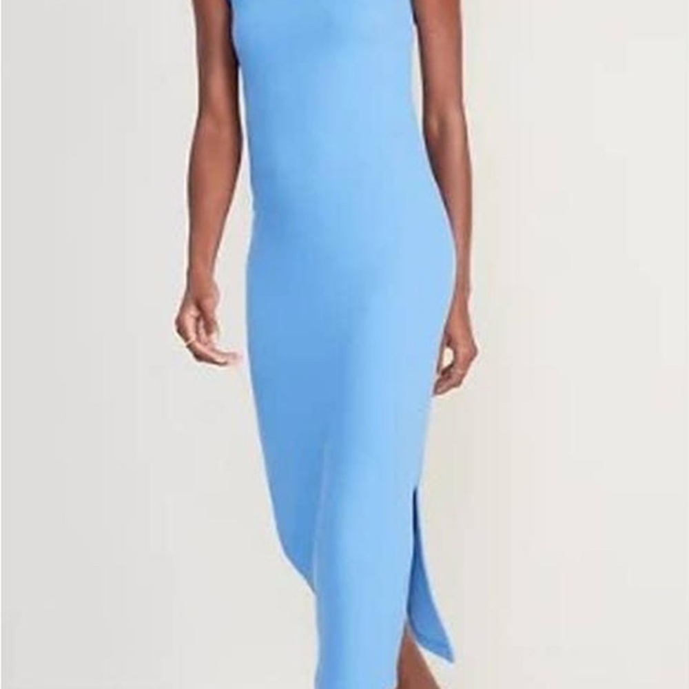 Fitted Sleeveless Rib Knit Midi Dress
With Square Neckline Size S NWT